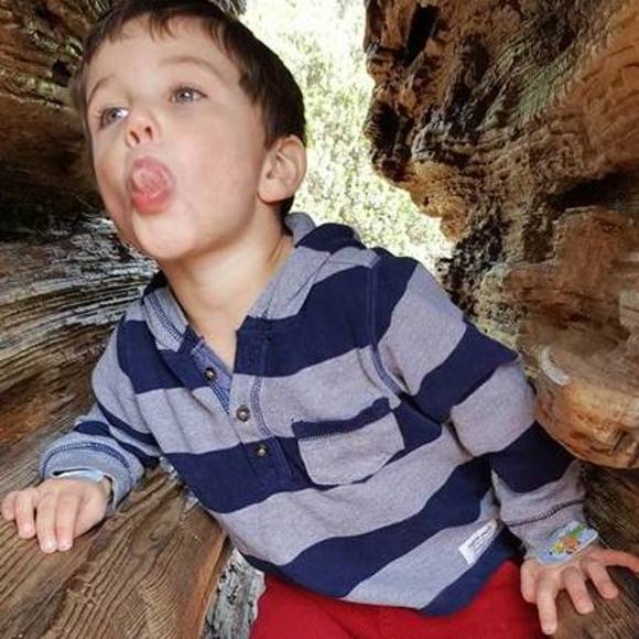 Meet your Posher, Jennifer - Picture 1 of 1